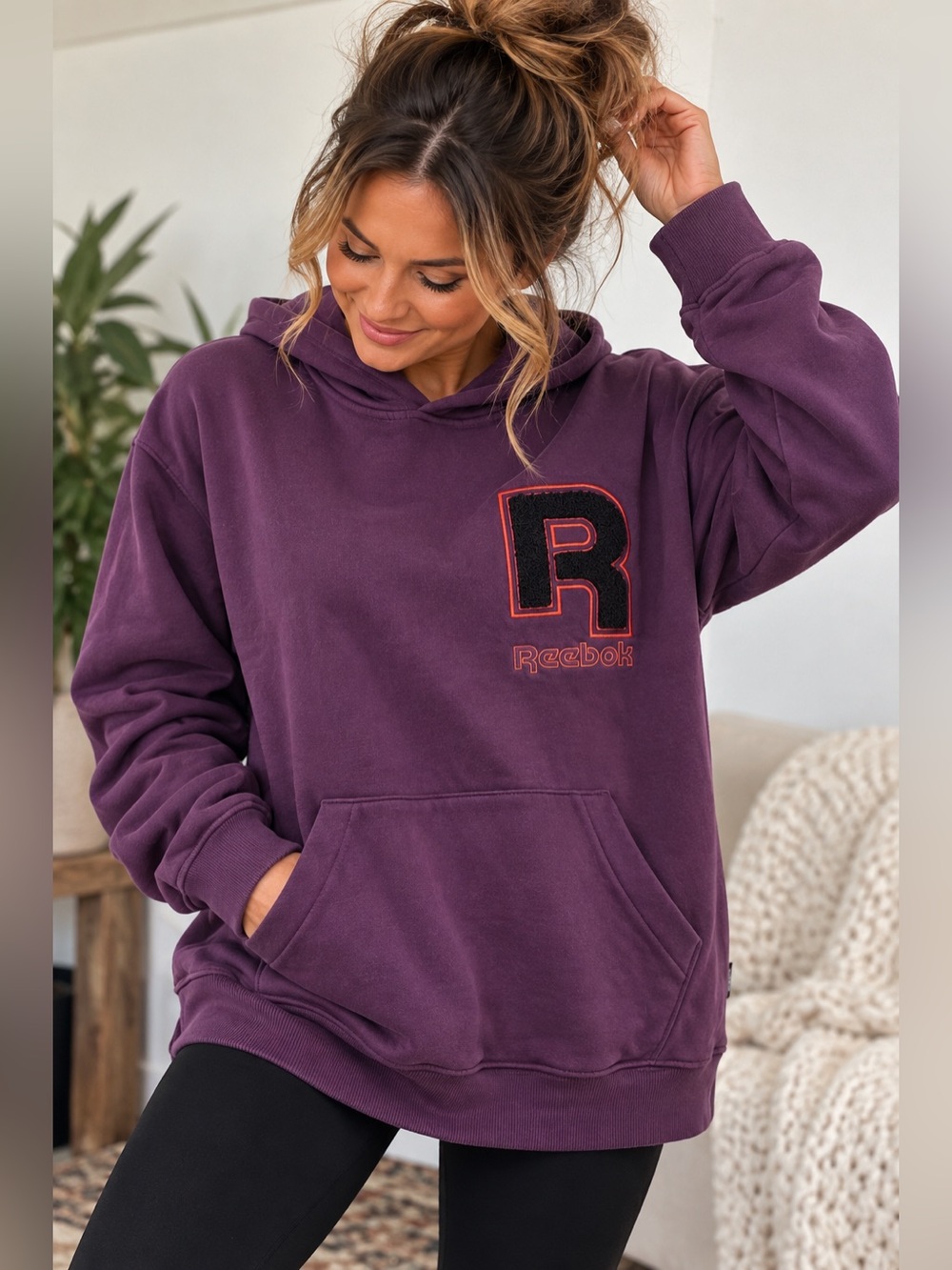 Reebok Purple Chenille Logo Pullover Hoodie Sweatshirt Size Small